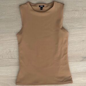 Express Body Contour High Compression Crew Neck Tank
